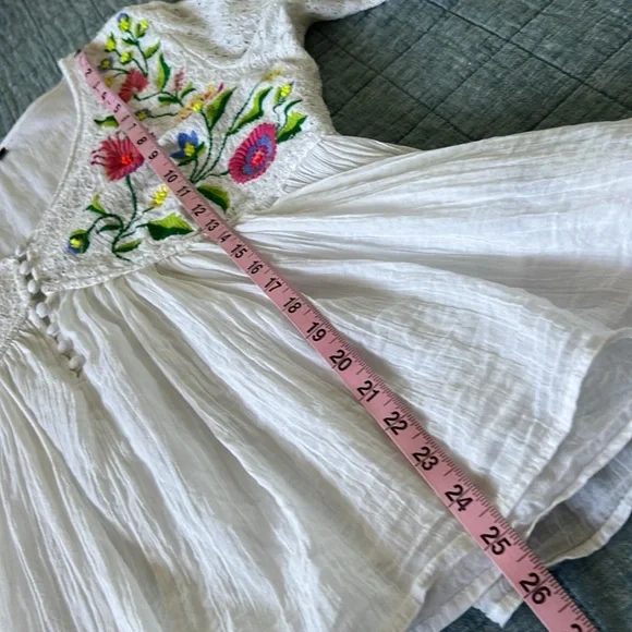 BOSTON PROPER Boho Lace Floral Embroidered Beaded Babydoll Bust Blouse in White - Picture 8 of 11